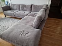 divansoffa och trädgårdsmöbler 