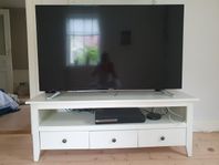Tv-bänk