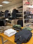 Butiksinredning för kläder 