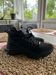 Steve Madden