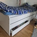 släkt säng ikea med extrasäng