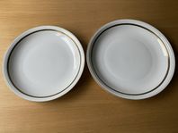 Uppläggningsfat, Klassisk dekor, två eleganta stora fat