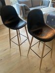 två barstolar sitthöjd 73 cm