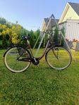 Välvårdad damcykel Crescent "28" tum.
