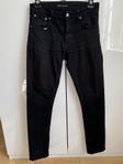 Nudie Jeans Tilted Tor 31/32 Svart