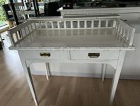 Skrivbord