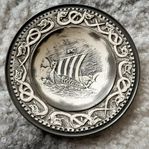 Vikingatallrik - Fanny Gredsted. Mörköv. Mørkøv 1960.Dan
