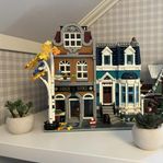 lego bokhandel 10270