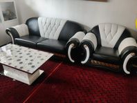 Soffgrupp + soffbord i Versace-stil