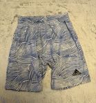 Shorts Adidas storlek 92