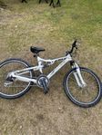 Yosemite mountainbike fulldämpad  
