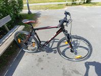 Merida matts redwood 26 tum Cykel som är i utmärkt skick
