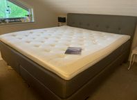 KINGSIZE säng 210x210 KAP 