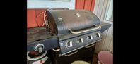 Stor gasolgrill med omvårdnadsbehov