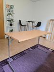 Fällbart bord