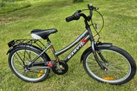 Barncykel 20 tum. Marvil 3vxl. Fotbroms.