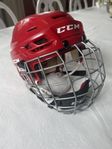 CCM 110 Hjälm med galler Small