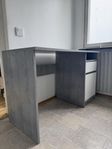 Skrivbord 