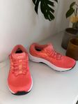 Nike, Asics, Loafers i storlek 38-39