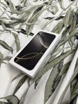 iPhone 16 Pro Max- Oöppnad