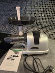 Omega MM900 Slow Masticating Celery Juicer