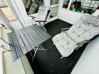 2 stolar + bord till balkong – 500 kr