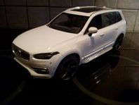 Radiostyrd Volvo XC-90 utan fjärrkontroll