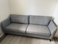 MIO Grå soffa county 2,5 sits