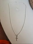 Silver halsband med kors
