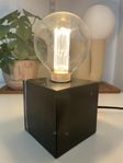Lampfot i marmor samt PR-HOME ledlampa