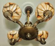 Vintage Art Deco Taklampa. Bronslampa med Marmorerade Glas