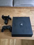 PlayStation 4 Pro + 2 kontroller & 9 Spel