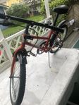 Monark barncykel 20 tum / klassisk/ röd och redo att cykla!