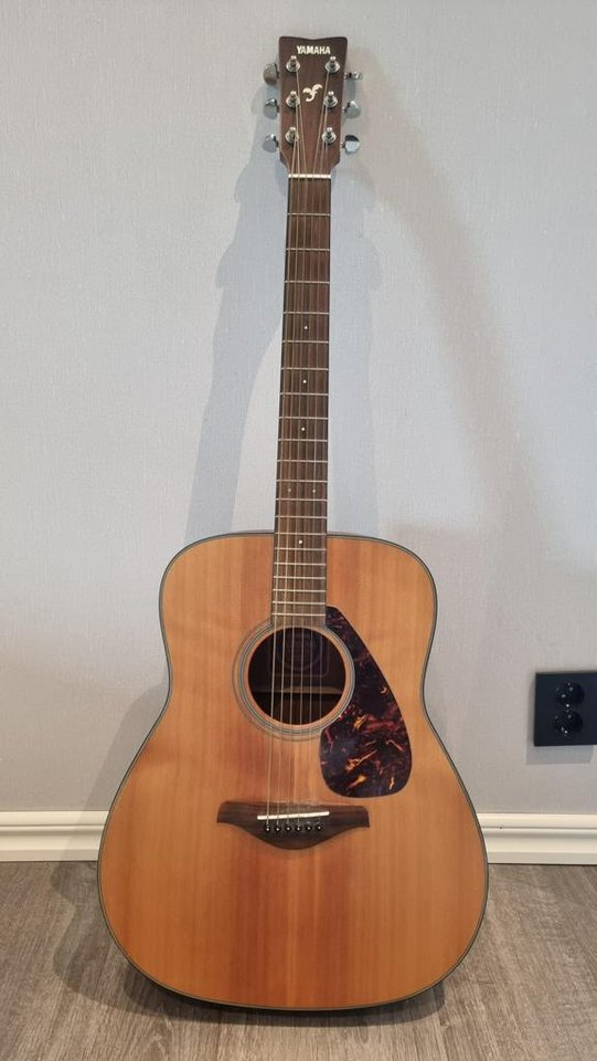 Yamaha Aukustisk Gitarr - FG7...