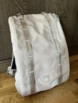Db (Douchebag) The Nær 15L backpack, beige