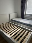2 st IKEA Malm sängar 90x200 cm med lådor + madrasser