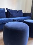 soffa (Poshliving) + pallar (ikea)