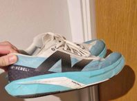 new balance rebel v4