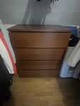 Brun byrå IKEA MALM med 4 lådor