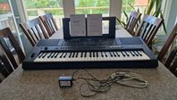 Yamaha keyboard PSR E473