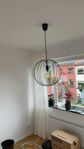 Rund svart taklampa