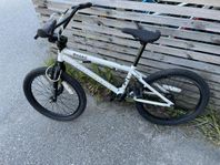 HARO Downtown - DLX, 20 tum