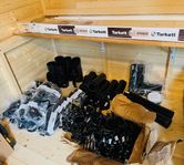 nya avvattnings- och annat byggmaterial, hämtas av köparen