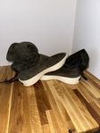 Fear of God Boots – Grå mocka – Strl 46