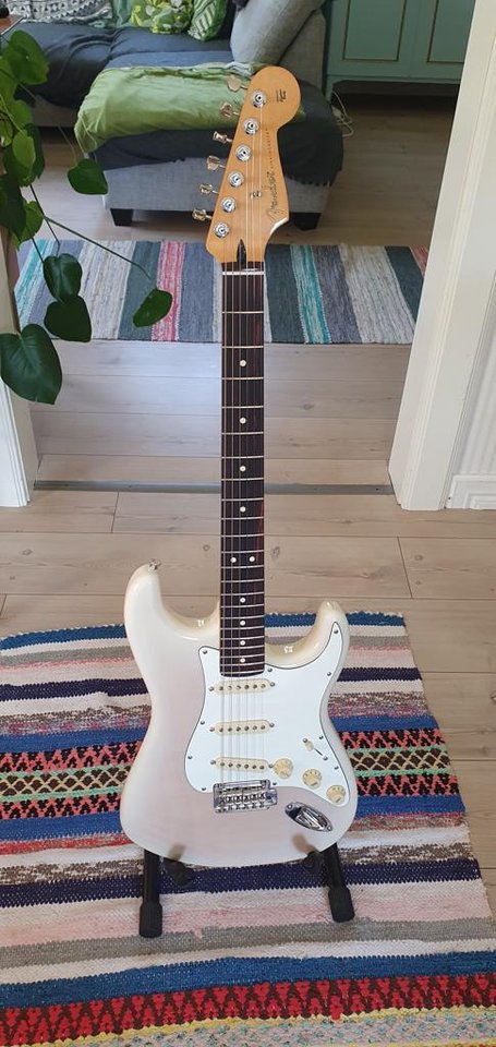 Fender Player II Stratocaster...