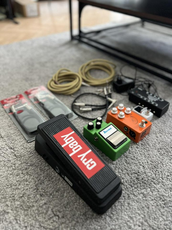 Pedalpaket med Wah, Overdrive...