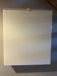 Vägghängt skötbord