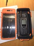 Iridium Extreme 9575 med rokpak solcellsväska