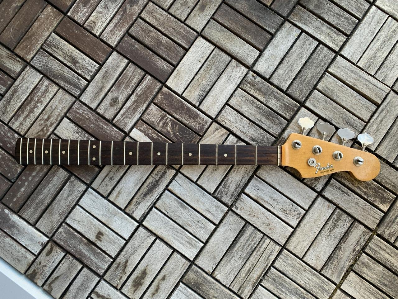 Hals Fender Precision 