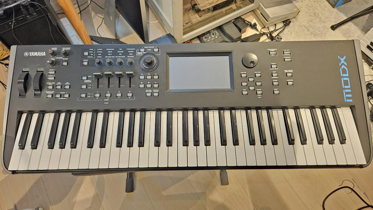 Yamaha MODX6, flera ljudexpan...